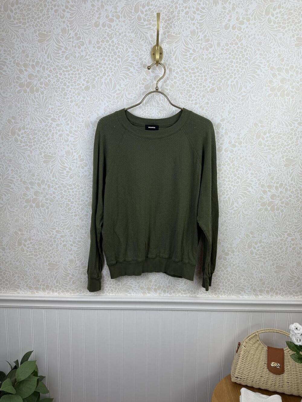Monrow Olive Green Waffle Knit Long Sleeve Lightweight Sweater - Size - Small